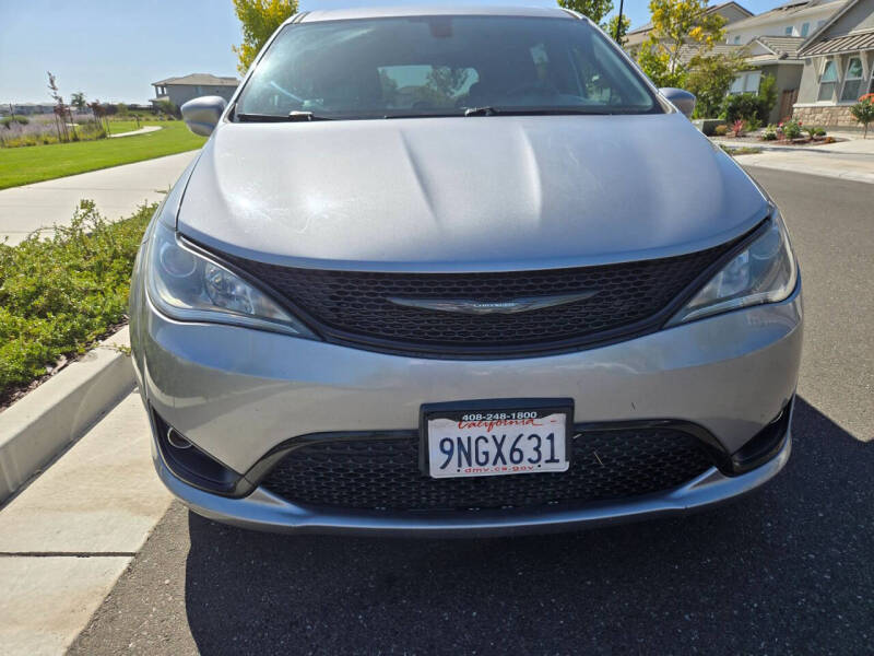 2019 Chrysler Pacifica Touring Plus
