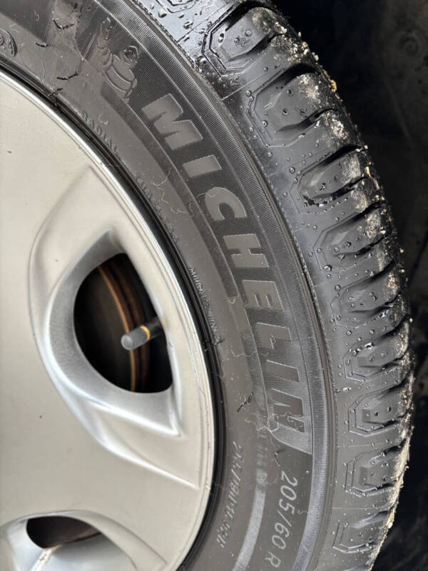 2004 Toyota Avalon XLS