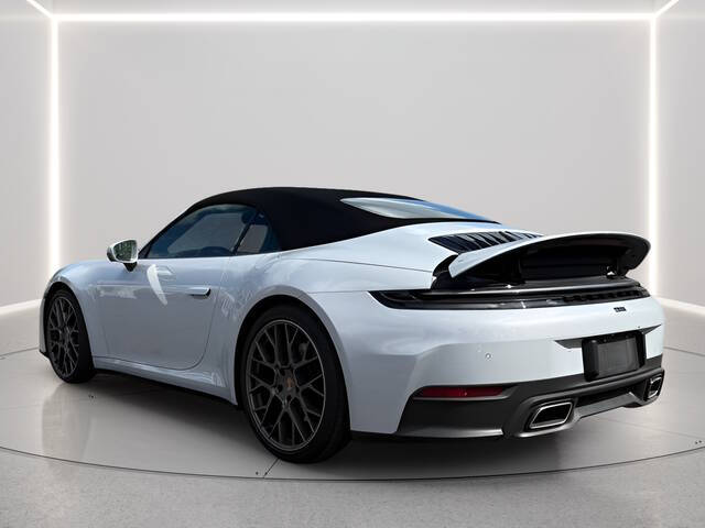 2025 Porsche 911 Carrera