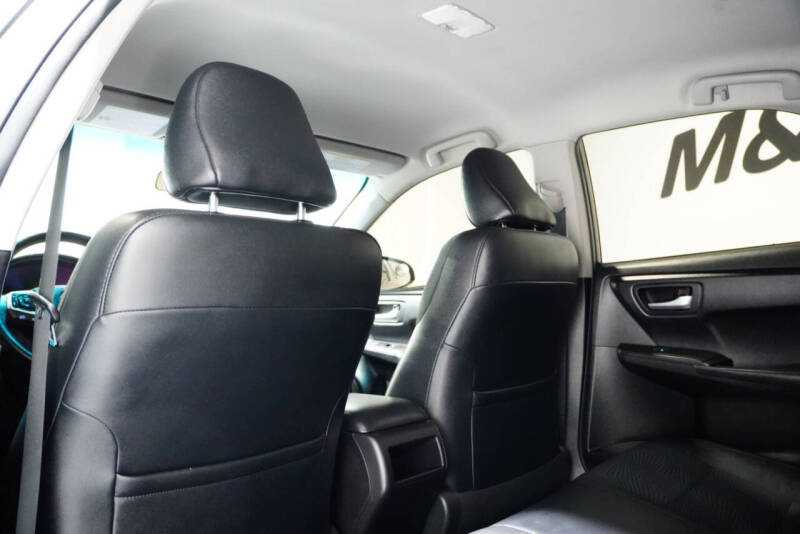 2016 Toyota Camry SE