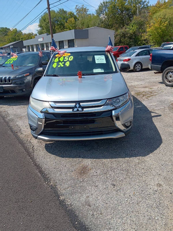 2017 Mitsubishi Outlander ES