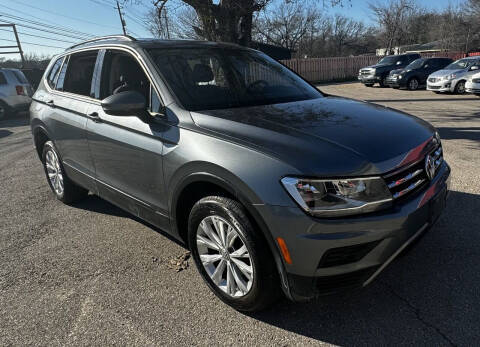 2018 Volkswagen Tiguan for sale at USA AUTO CENTER in Austin TX