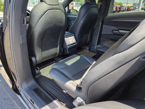 2025 Tesla Model X