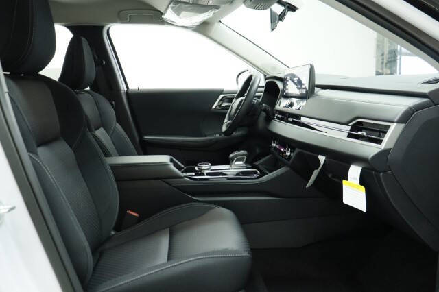 2026 Mitsubishi Outlander ES