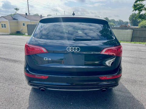 2012 Audi Q5 3.2 quattro Premium Plus