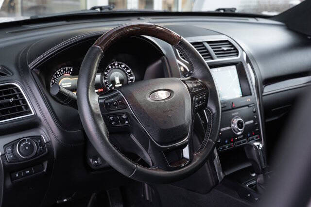 2019 Ford Explorer Platinum