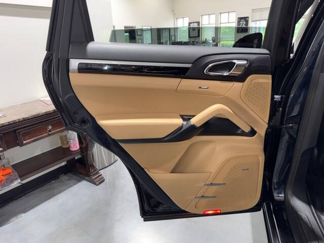 2016 Porsche Cayenne