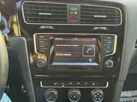 2015 Volkswagen Golf GTI SE