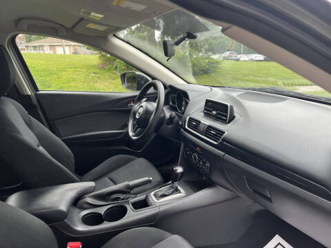 2015 Mazda MAZDA3 i SV