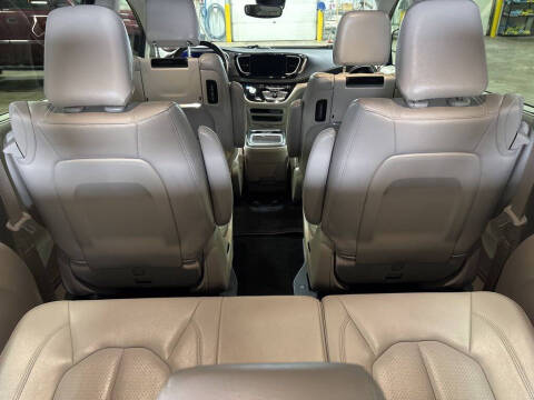 2021 Chrysler Pacifica Hybrid Touring L