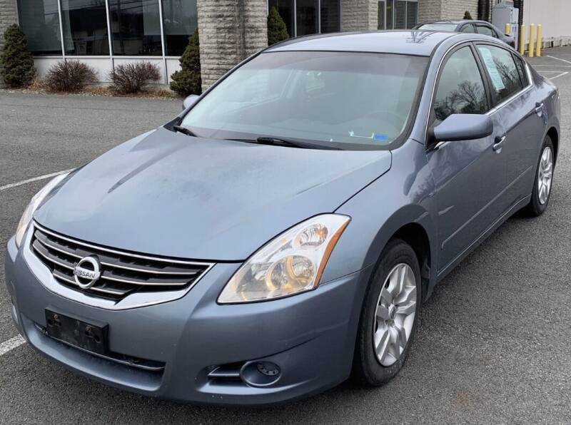 2012 Nissan Altima for sale at Father & Sons Auto Sales in Leeds NY