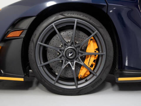 2019 McLaren Senna