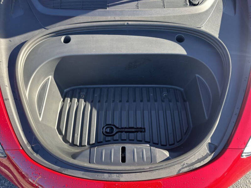 2023 Tesla Model 3 Performance