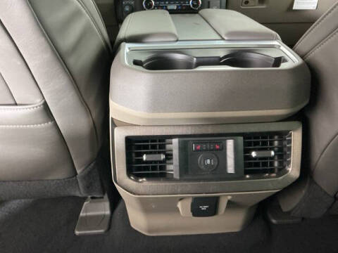 2025 Ford F-450 Super Duty Platinum