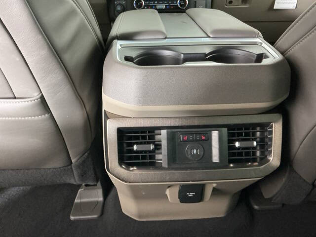 2025 Ford F-450 Super Duty Platinum