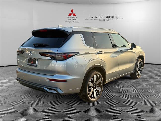 2026 Mitsubishi Outlander SEL