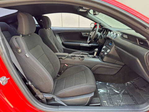 2015 Ford Mustang V6