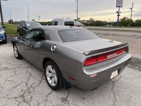 2012 Dodge Challenger SXT