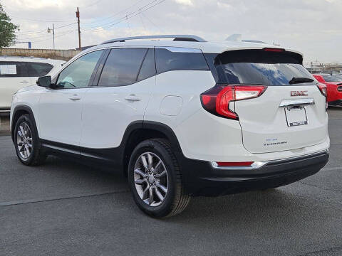 2023 GMC Terrain SLT