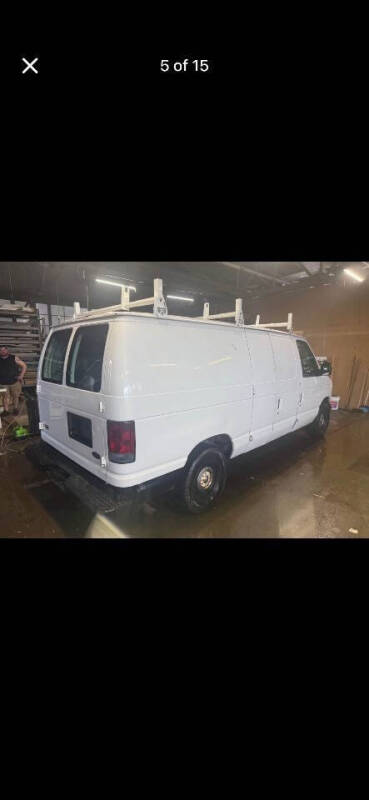 2003 Ford E-Series