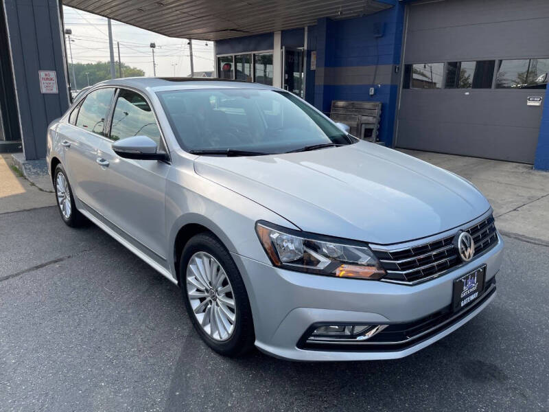 2016 Volkswagen Passat 1.8T SE