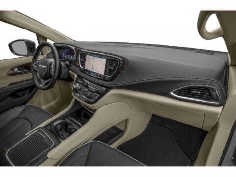 2025 Chrysler Pacifica Pinnacle
