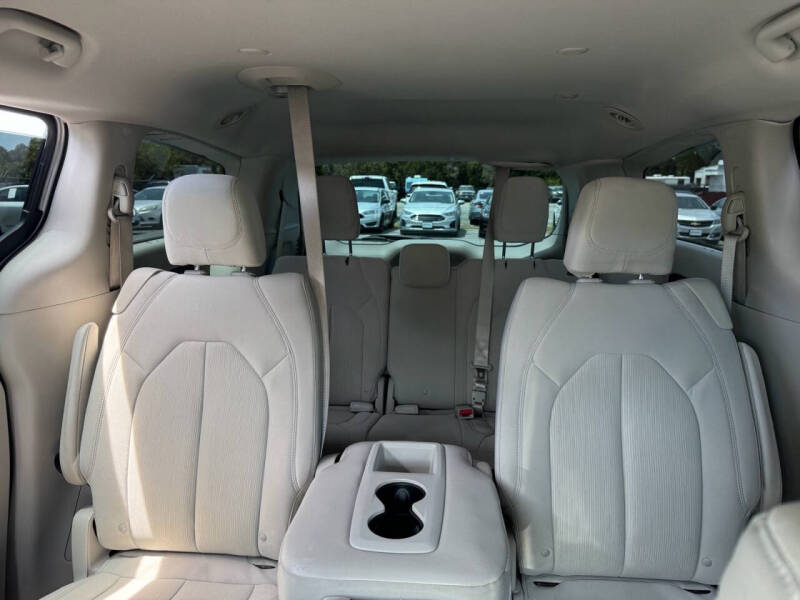 2017 Chrysler Pacifica Touring