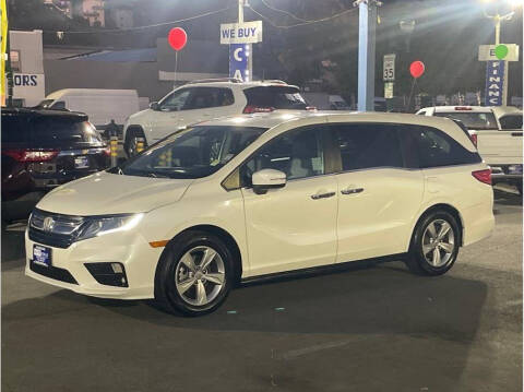 2018 Honda Odyssey for sale at AutoDeals in Daly City CA