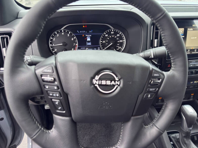 2026 Nissan Frontier SV