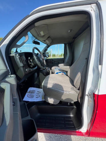 2017 Chevrolet Express 2500