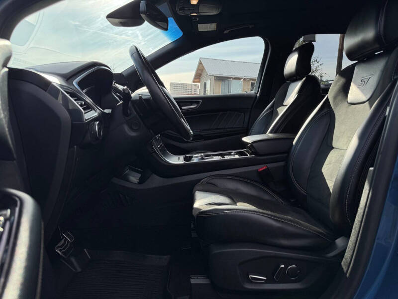 2019 Ford Edge ST