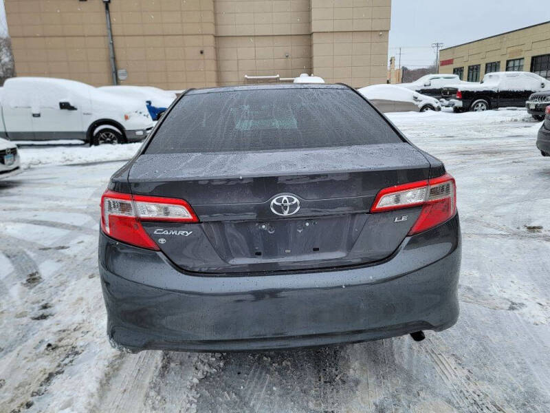 2013 Toyota Camry LE