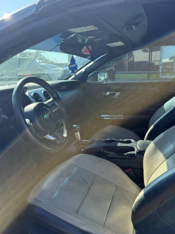 2015 Ford Mustang EcoBoost Premium