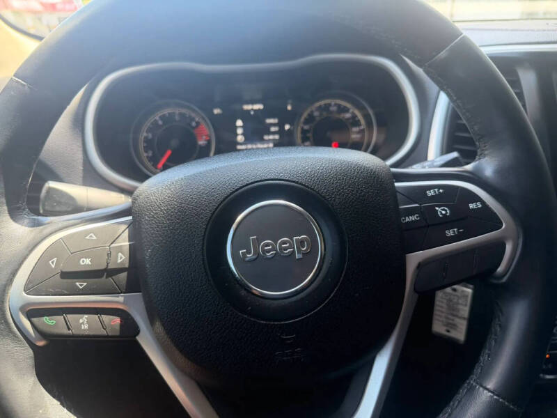 2017 Jeep Cherokee
