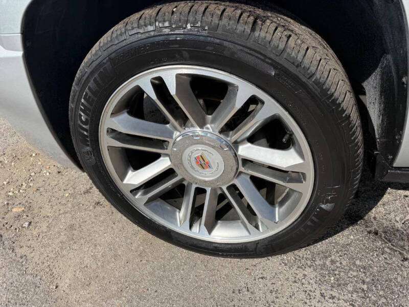 2012 Cadillac Escalade Premium