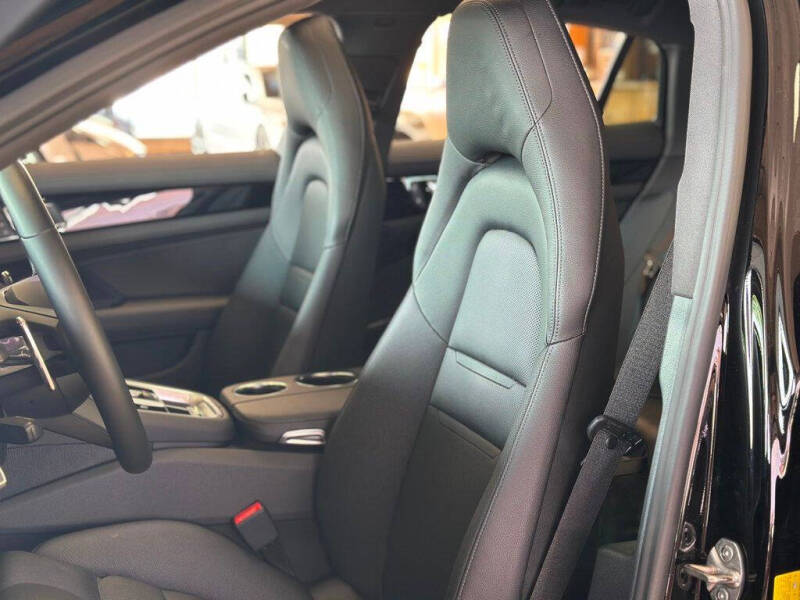 2022 Porsche Panamera