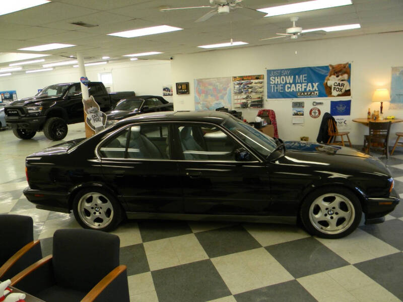 1991 BMW M5