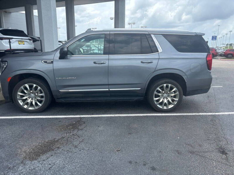 2022 GMC Yukon SLT