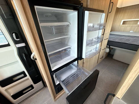 2025 Mercedes-Benz Sprinter