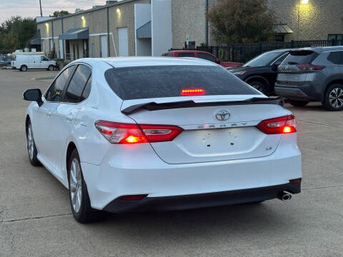 2018 Toyota Camry LE
