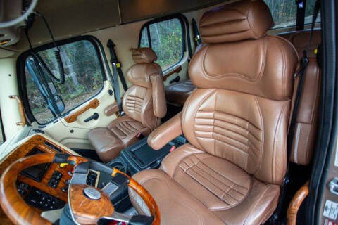 2015 Freightliner M2 106