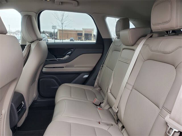 2023 Lincoln Corsair Standard