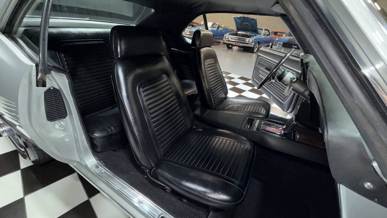 1969 Chevrolet Camaro 2