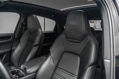 2022 Porsche Cayenne Coupe