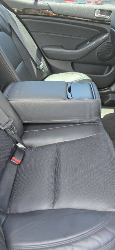 2015 Kia Cadenza Premium