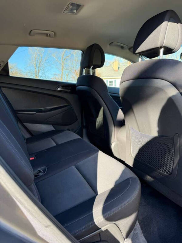 2016 Hyundai Tucson SE