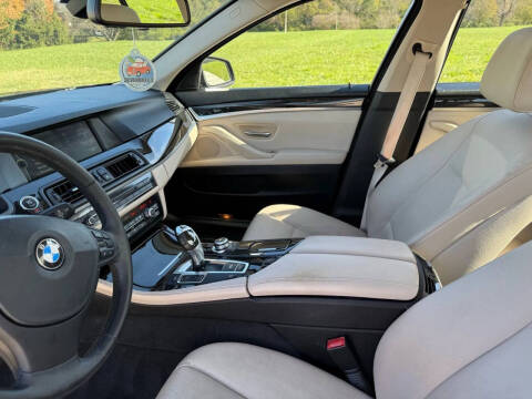 2012 BMW 5 Series 535i