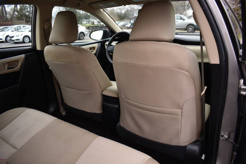 2015 Toyota Corolla LE