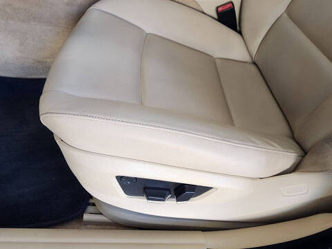 2013 BMW 5 Series 528i