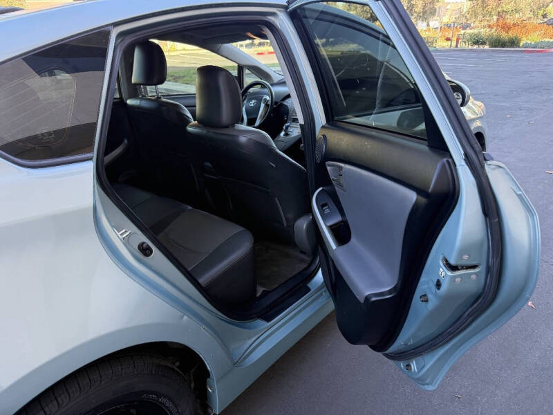 2013 Toyota Prius Four